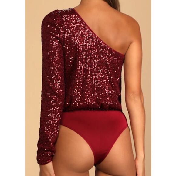 LULU'S SZ S Dancing Diva Wine Red Sequin One-Shoulder Bodysuit NEW B96 - Picture 2 of 10